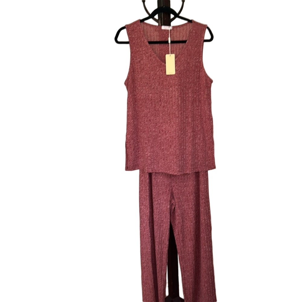 Knit Set Loungewear Long Pant Size Large Like New NWOT reddish pink Amazon